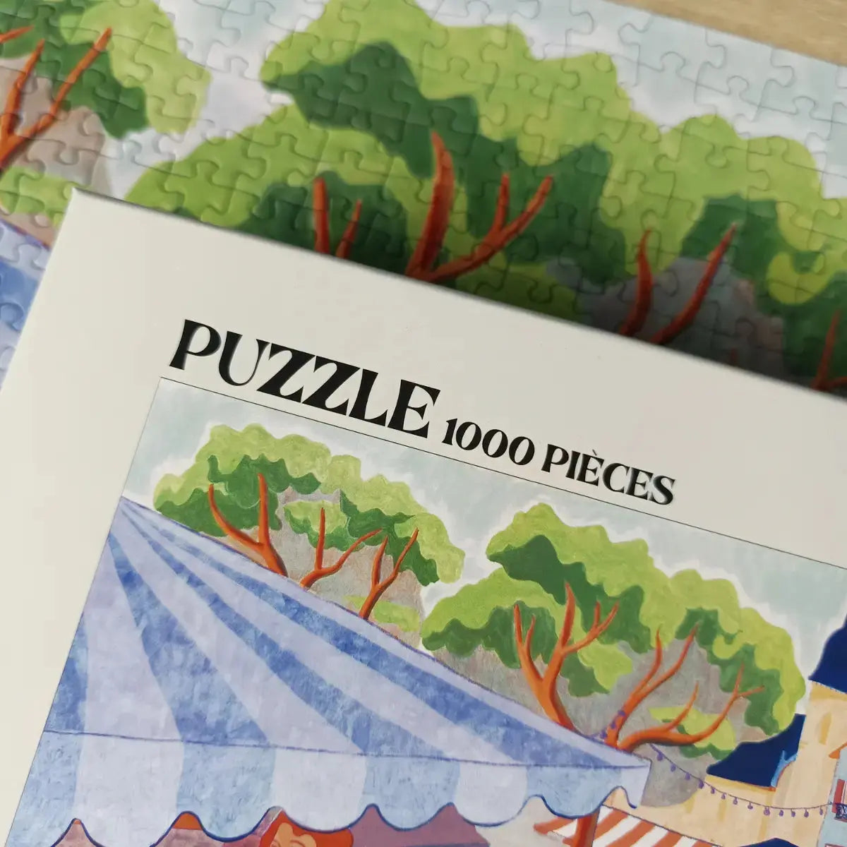 Puzzle 1000 pièces : Place du Marché Aparté.